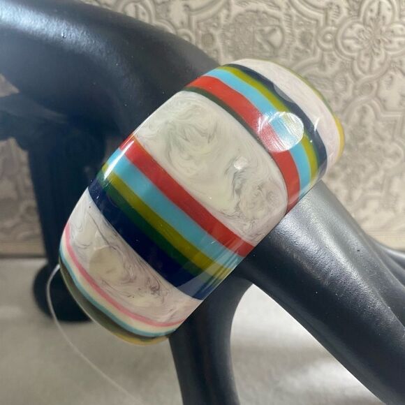 Multicolored Cuff Bracelet NWT - Picture 2 of 3